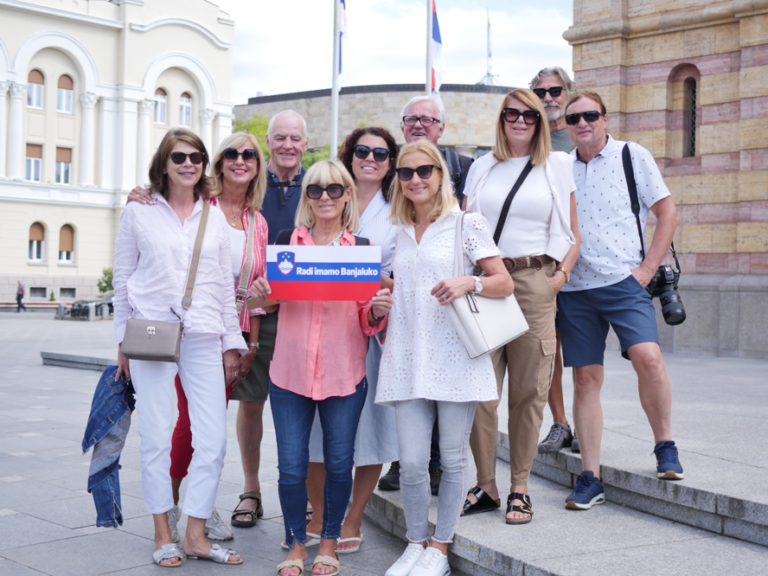 Slovenski novinarji v Banji Luki: Zgodbe iz mesta potujejo proti Sloveniji